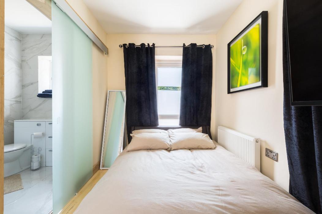 Umbrella Properties Private Apartment Birmingham Extérieur photo