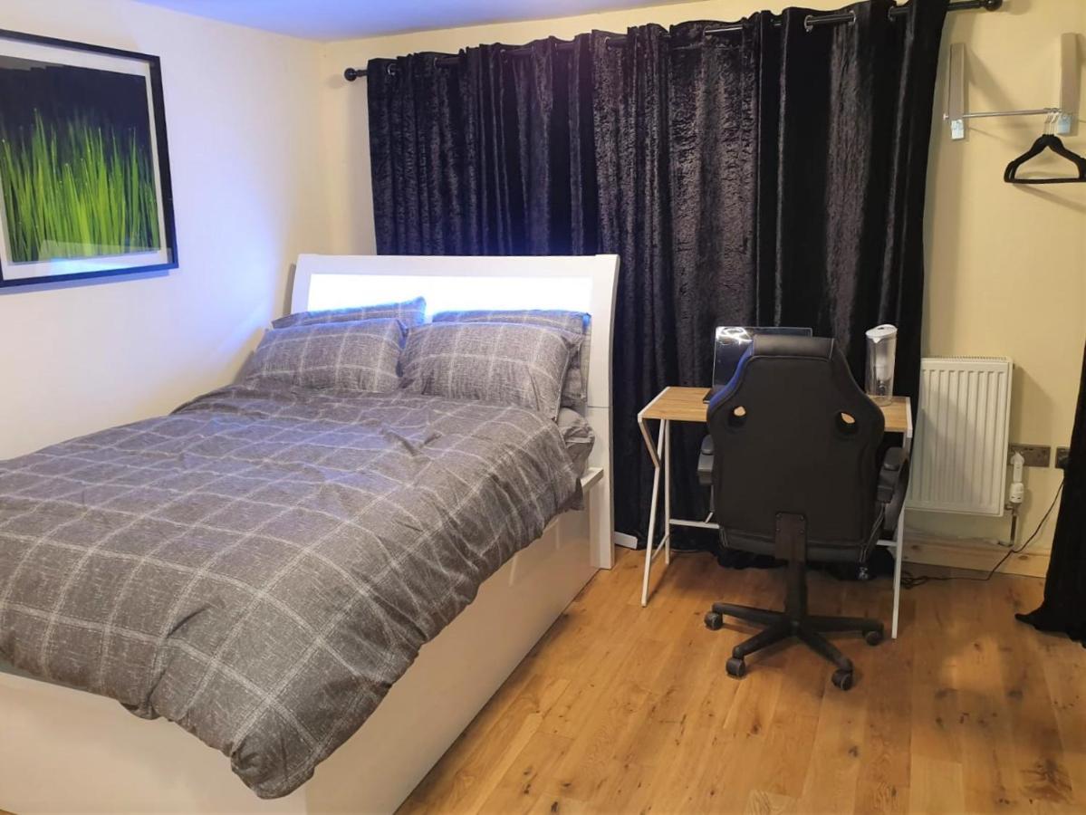 Umbrella Properties Private Apartment Birmingham Extérieur photo