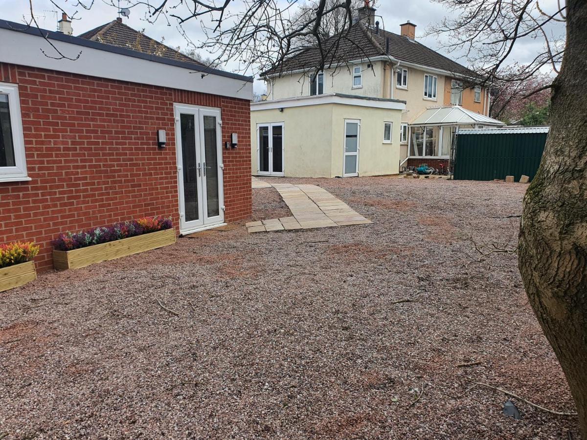 Umbrella Properties Private Apartment Birmingham Extérieur photo